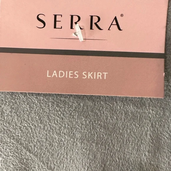 Serra gray skirt - Picture 3 of 4